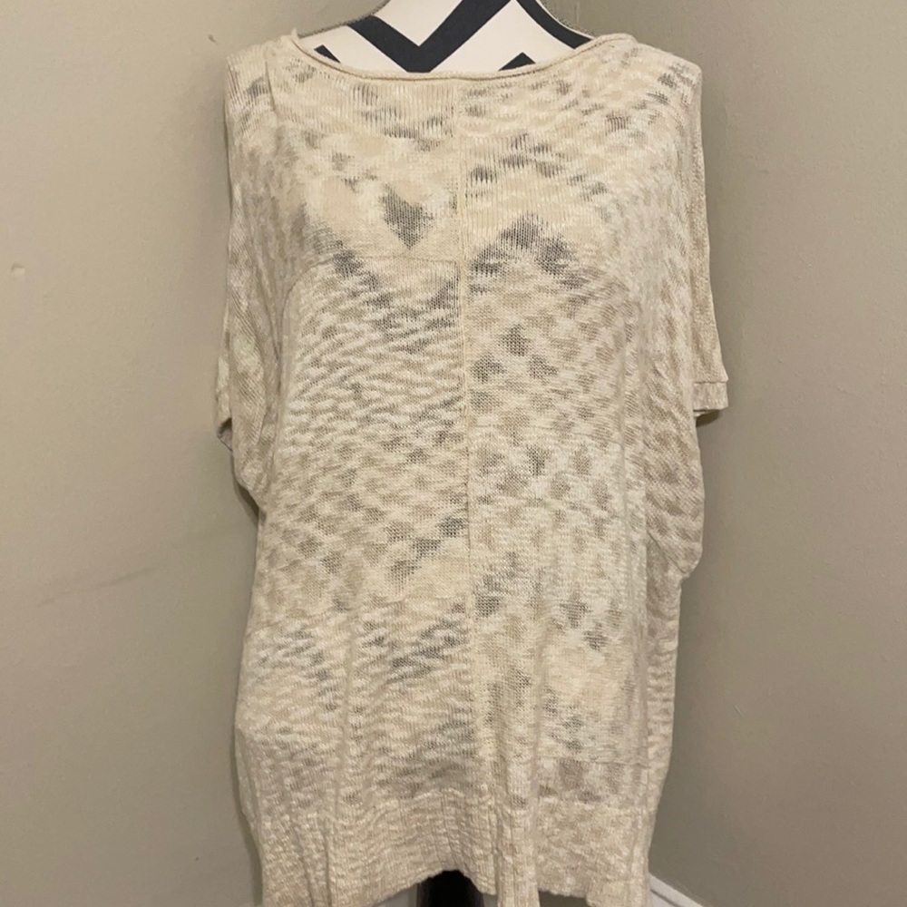 Lillia P Beige Short-Sleeved Poncho Sweater